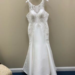 Essie Australia Weeding Dress unworn with tag